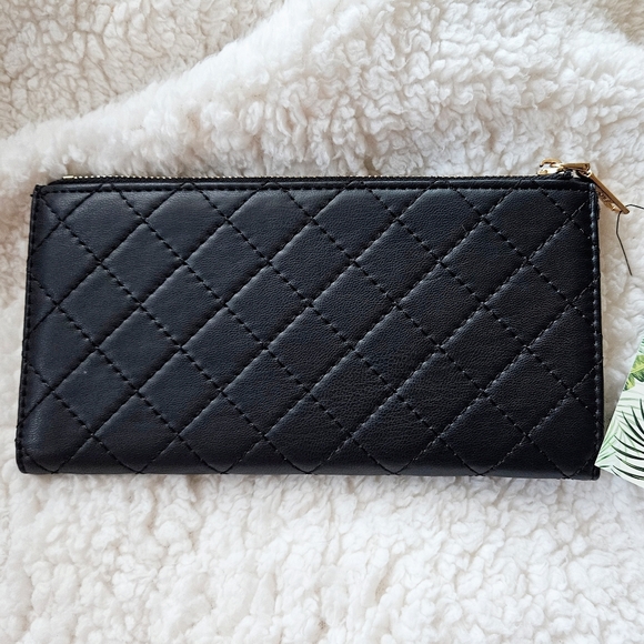 Badgley Mischka - Black Quilted Wallet - Picture 5 of 8